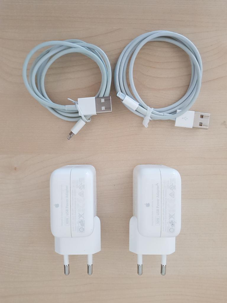 2x Apple 10W USB Power Adapter met Lightning kabel, Ophalen of Verzenden, Zo goed als nieuw, Apple iPhone
