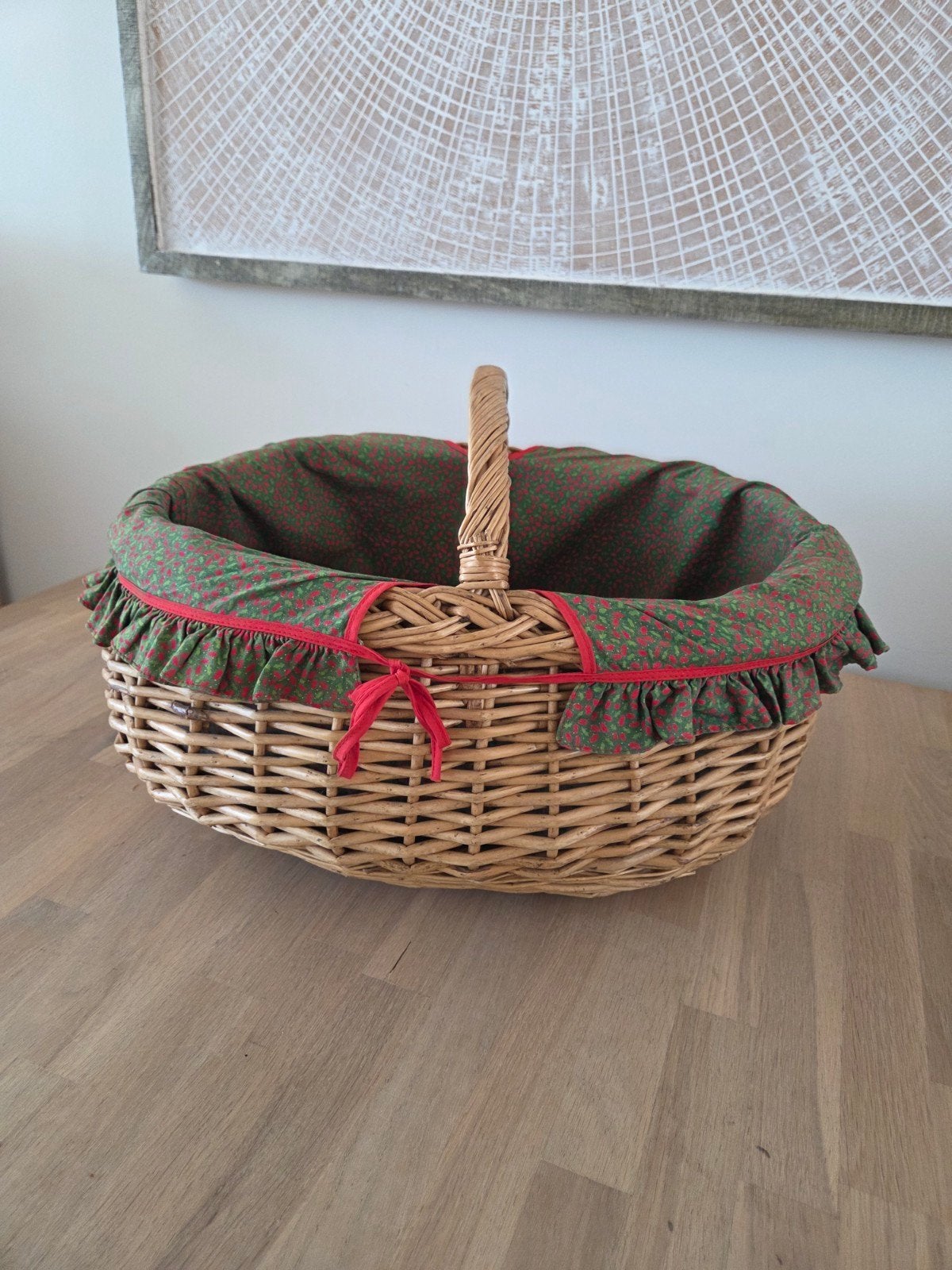 Rotan Picknickmand met handvat en stoffen voering., Gebruikt, Mand, Ophalen of Verzenden, Riet