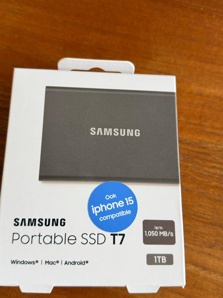 Nieuwe Samsung Portable SSD T7 1TB Externe SSD Schijf, Computers en Software, Harde schijven, SSD, Ophalen of Verzenden, Zo goed als nieuw