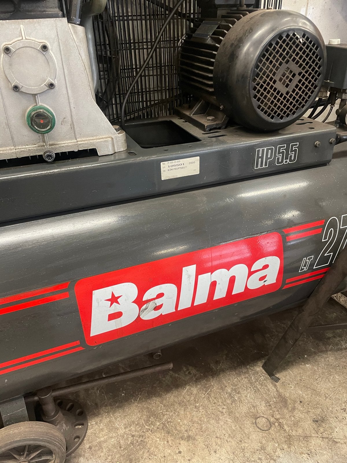 Balma Compressor CM 650-10-300D - 5.5 PK, Ophalen of Verzenden, Mobiel, Gebruikt, 800 liter/min of meer