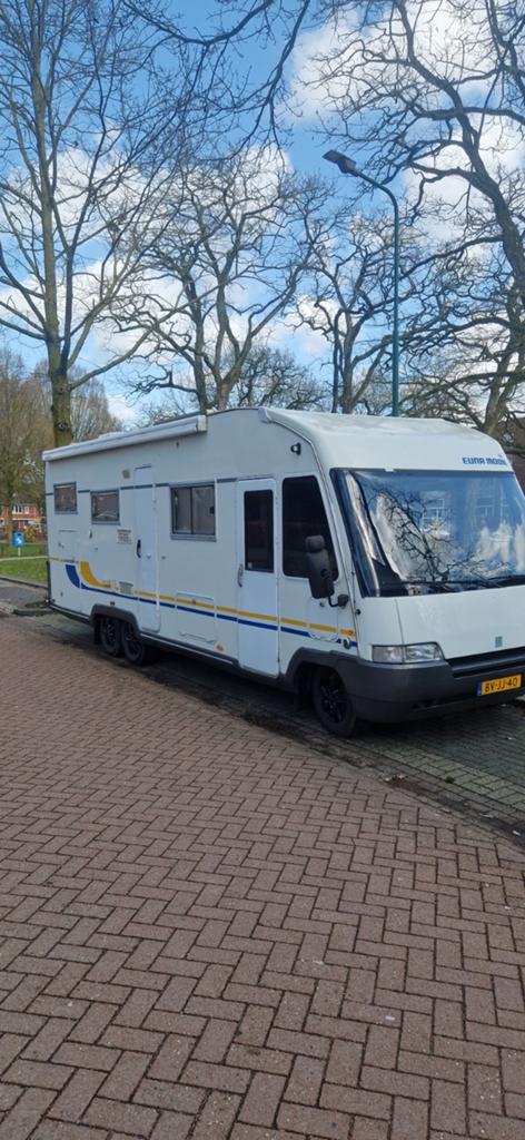 Fiat Eura Mobil 820 met nieuwe airco, Caravans en Kamperen, Campers, Particulier, tot en met 6, Integraal, Fiat, 8 tot 9 meter