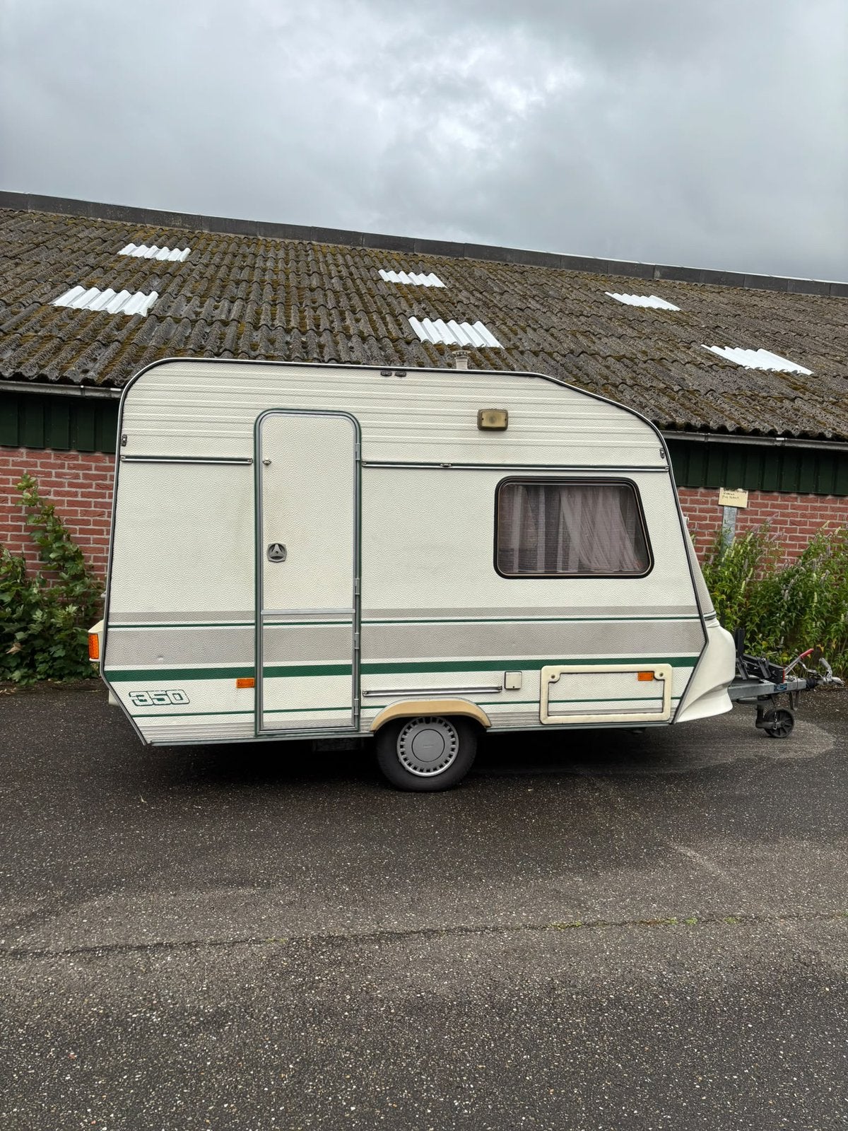 Chateau La Car 330, Schokbreker, Chateau, Kleine zit, Particulier