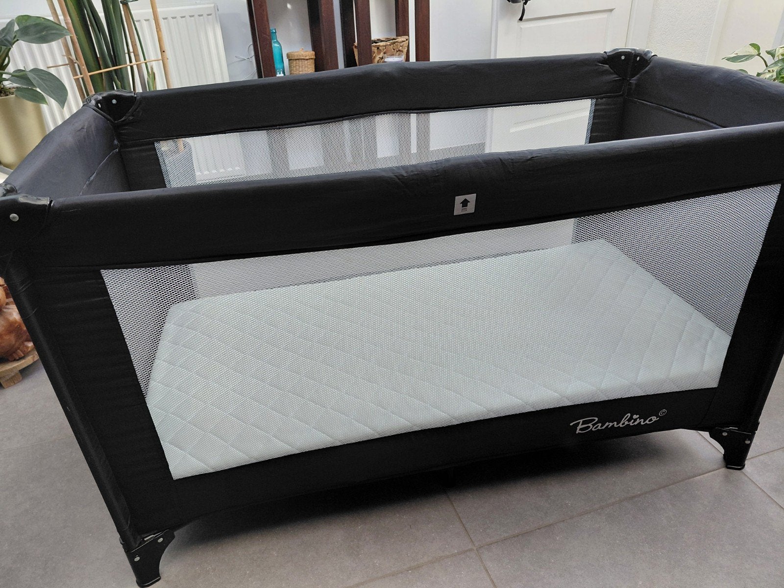 Bambino campinbedje - met Matras en Hoeslakens, Ophalen, Gebruikt