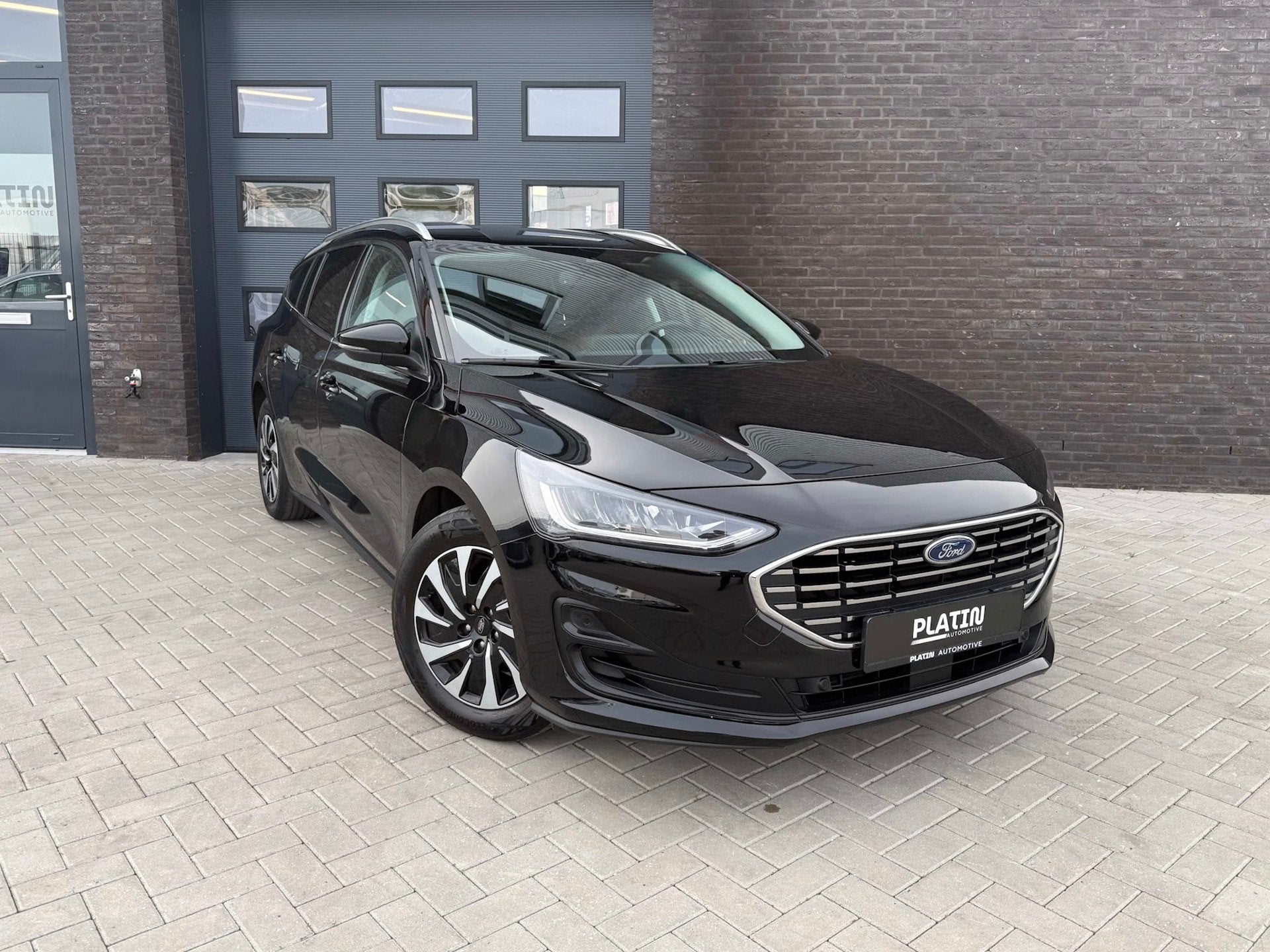 Ford Focus Wagon 1.0 EcoBoost Hybrid Titanium | 2022 | Cruis, Gebruikt, Zwart, Origineel Nederlands, Handgeschakeld
