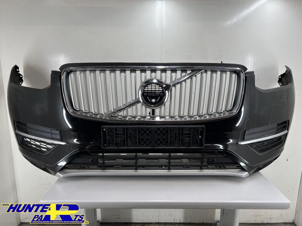 Voorbumper zwart 717-46 Volvo XC90 II ('14-'22) 31353362, Gebruikt, Voor, Ophalen of Verzenden, Volvo