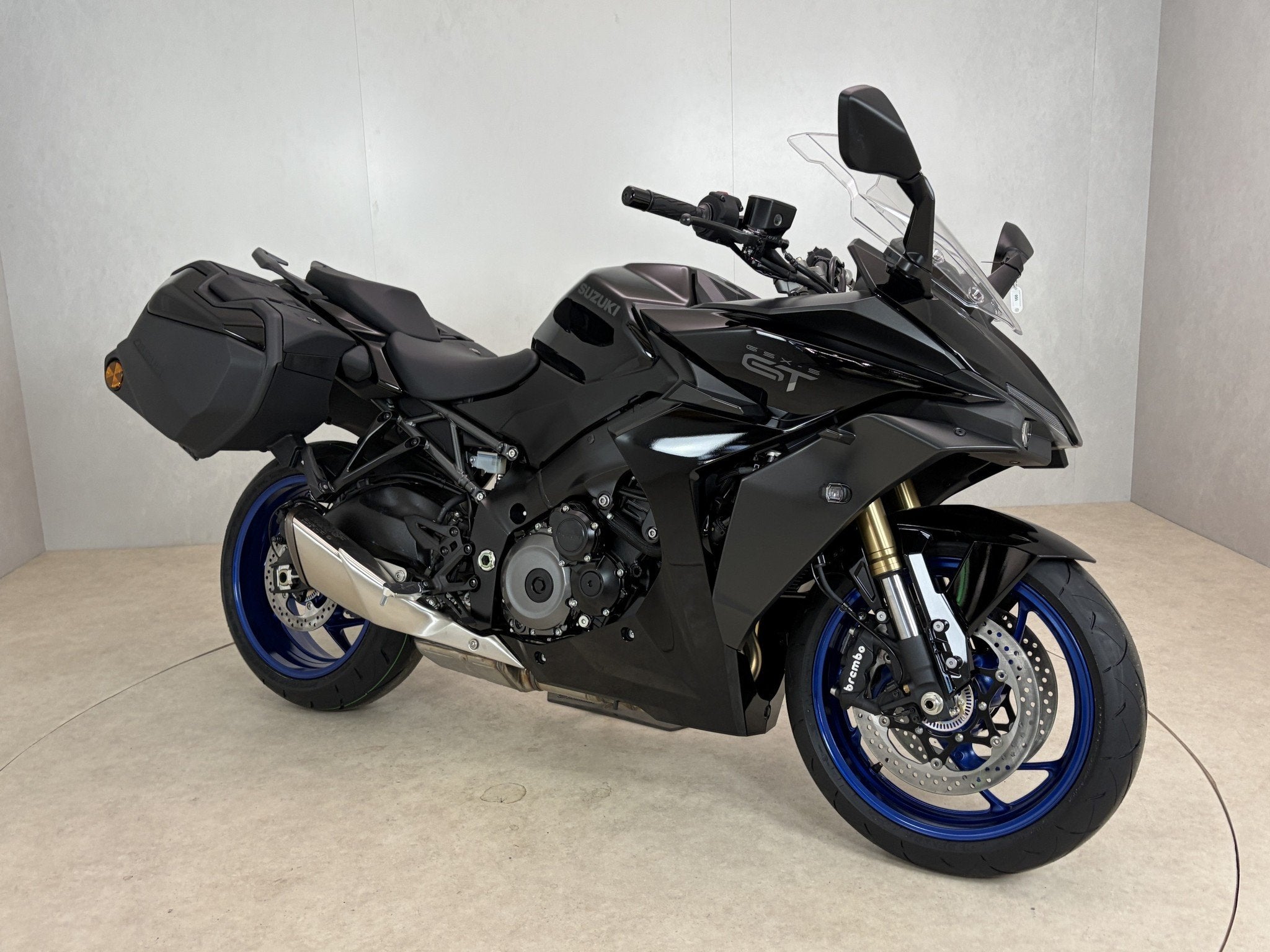 Suzuki GSX-S 1000 GT ABS (bj 2026), Suzuki B.V. Nimag, Lange Dreef 12
4131 NH  VIANEN, Bedrijf, Klantenservice@suzuki.nl