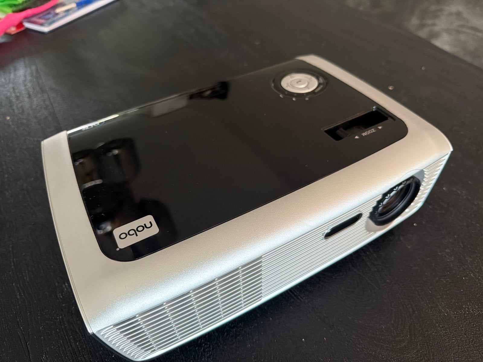 Nobo DLP Beamer – 188 lampuren – afstandsbediening en tas, Ophalen of Verzenden, Gebruikt, DLP, Overige resoluties