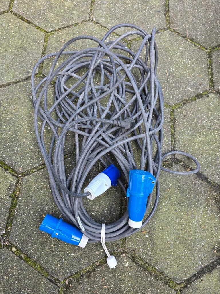 Walstroom kabel 30m met extra stopcontact voor camper/boot, Ophalen of Verzenden, Gebruikt