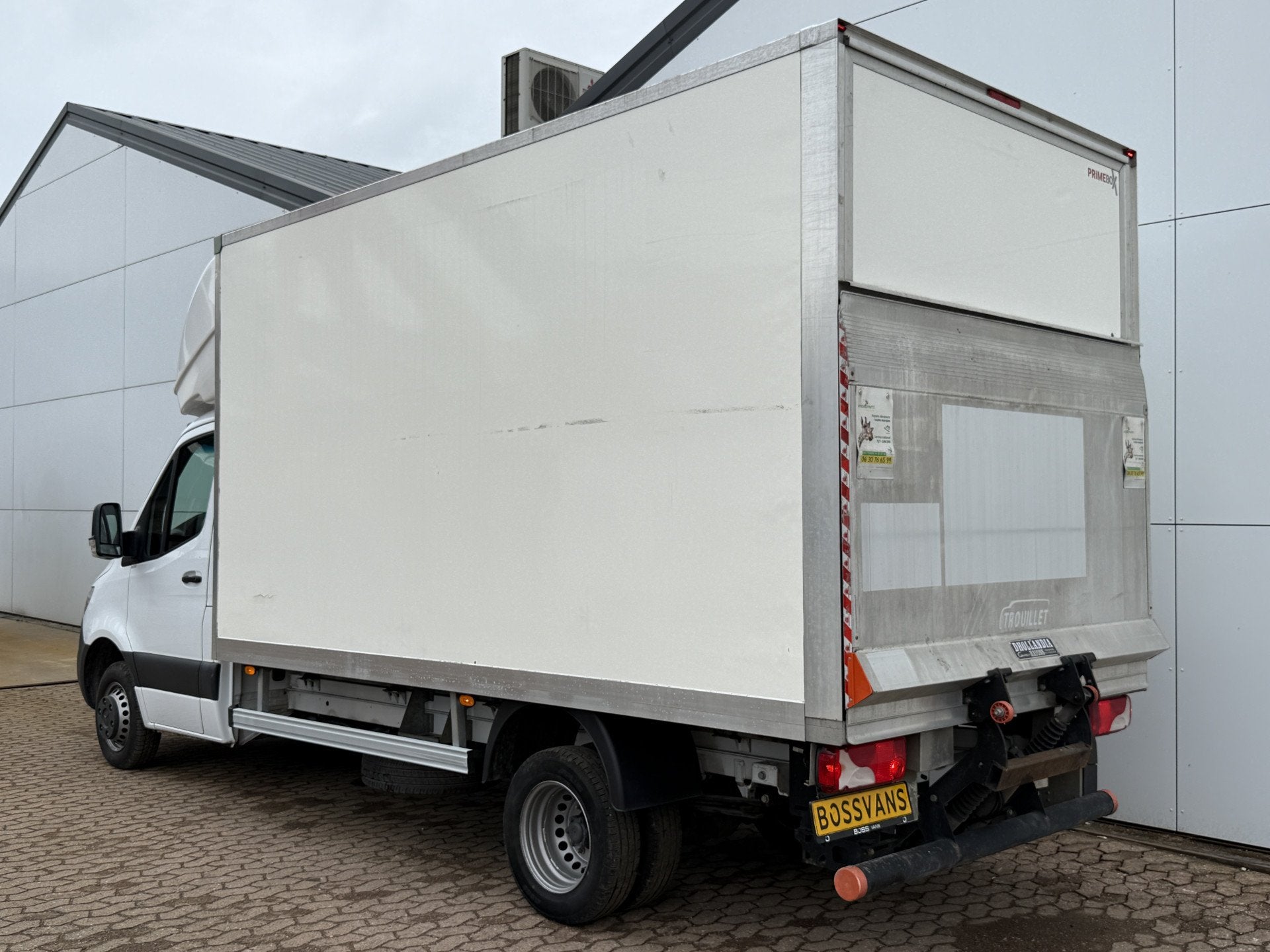 Mercedes-Benz Sprinter 515 1.9 CDI 150PK Laadklep Bakwagen D, Auto's, Bestelauto's, Gebruikt, Zwart, 4 cilinders, Mercedes-Benz