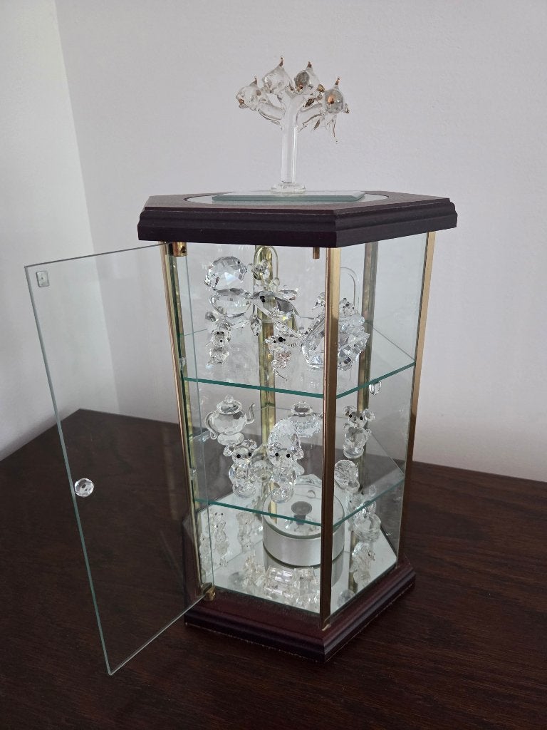 Vintage glazen vitrinekast / displaykast met spiegelbodem, Ophalen, 50 tot 100 cm, Glas, 25 tot 50 cm