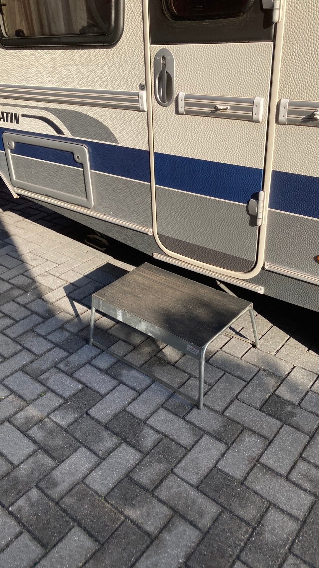 Caravan opstap, Ophalen, Gebruikt