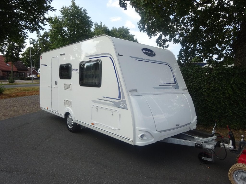 Caravelair Antares 450 Met Enkele Bedden+Mover, Standaardzit, Bedrijf, 750 - 1000 kg, 4 tot 5 meter
