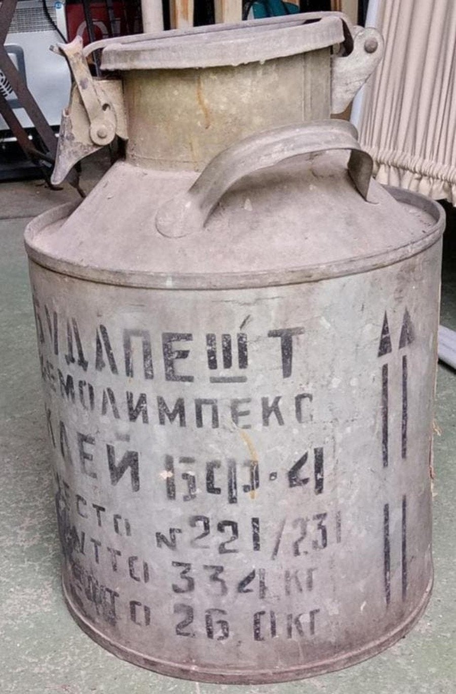 Vintage Sovjet-Russische melkbus/container, Ophalen