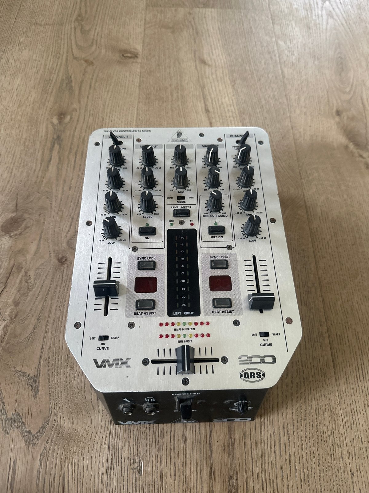 Behringer VMX200 QRS DJ Mixer, Ophalen of Verzenden, Gebruikt, Dj-set, Behringer