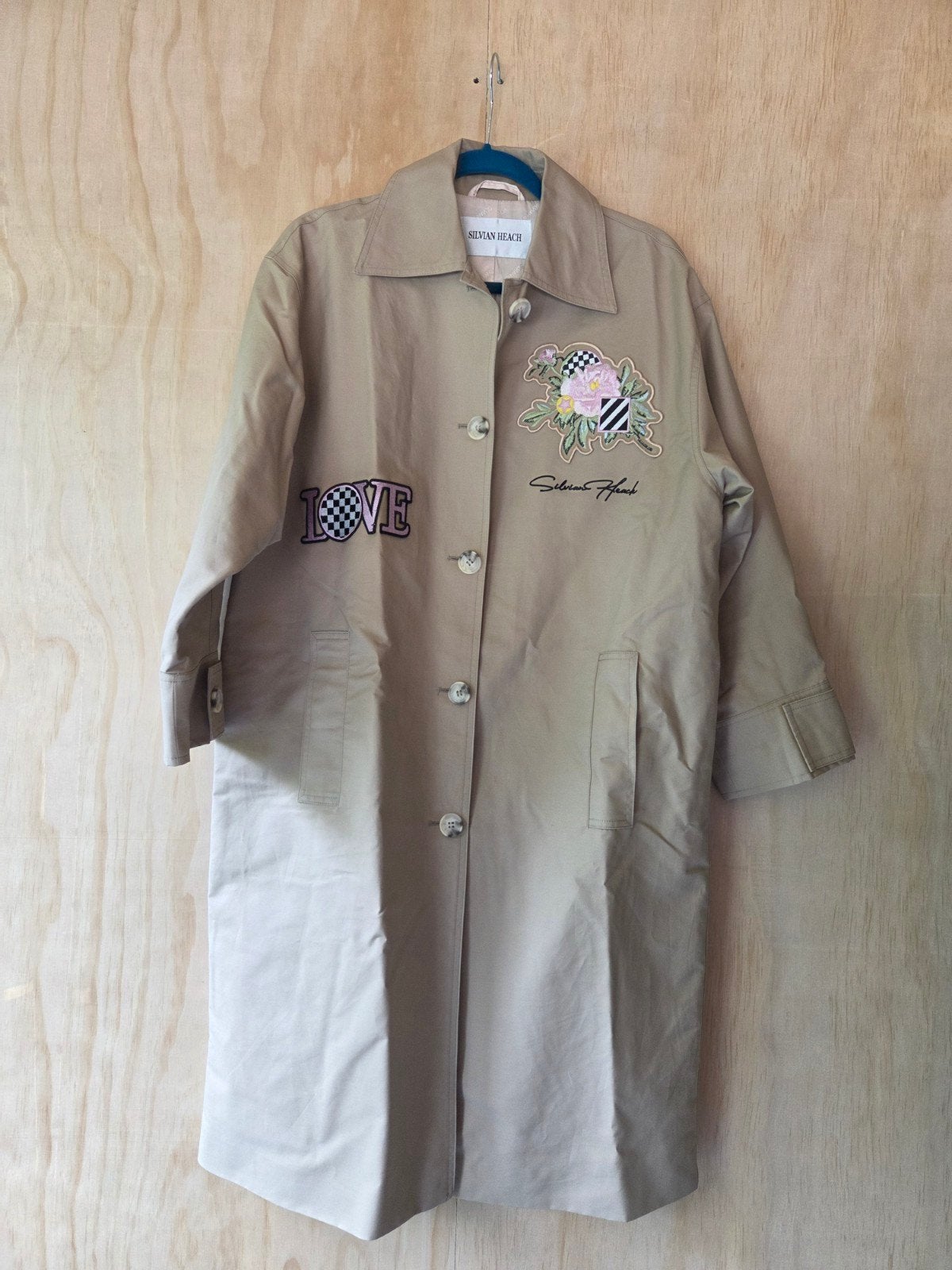 Savian Heach trenchcoat met borduursels - Maat 40, Maat 38/40 (M), Savian Heach, Beige, Ophalen of Verzenden