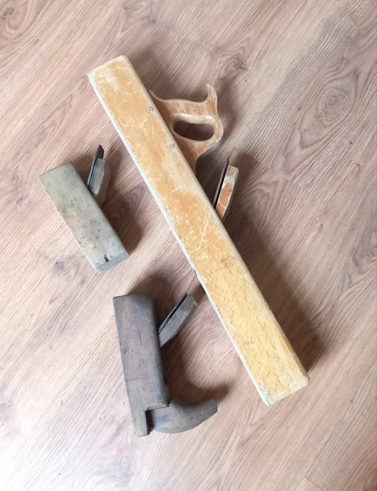 Set 3 oude schaven 2 blokschaven en 1 Nooitgedagt reischaaf., Ophalen