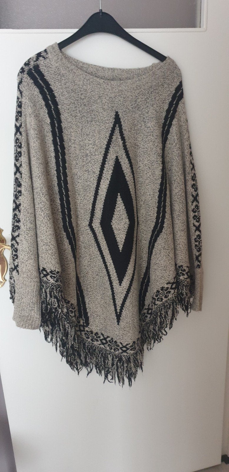 Tekoop  2x poncho, Ophalen, Nieuw