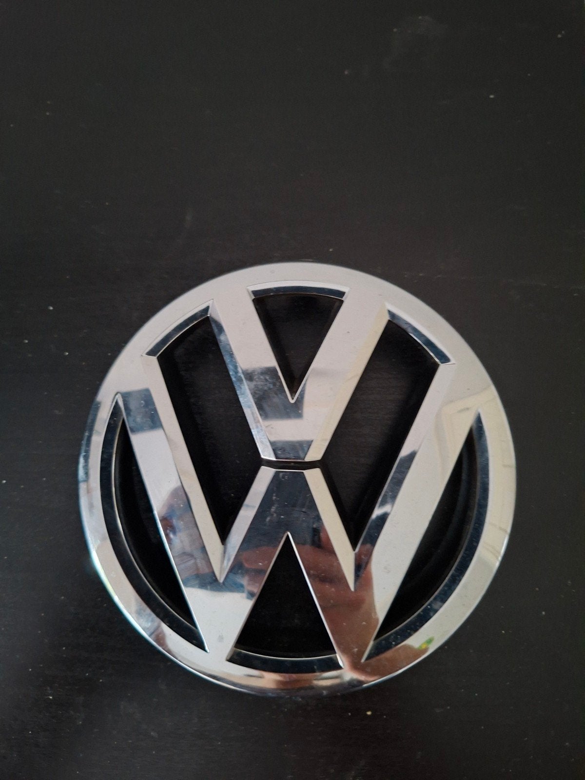 Volkswagen Caddy chrome logo voorzijde, Ophalen