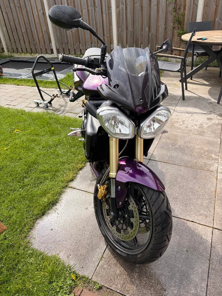 Triumph Street Triple 2011 (iets verlaagd), Motorrijbewijs A, Gebruikt, 3 cilinders, Particulier