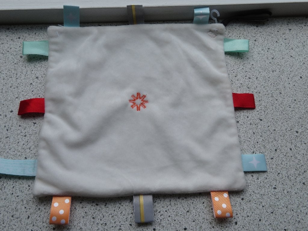 Labeldoek knuffeldoek merk Funnies wit met groene merklabel, Ophalen of Verzenden, Zo goed als nieuw, Overige typen, Wasbaar