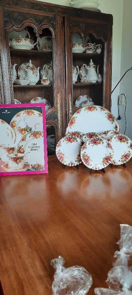 Royal Albert “Old Country Roses' taartset, Ophalen of Verzenden