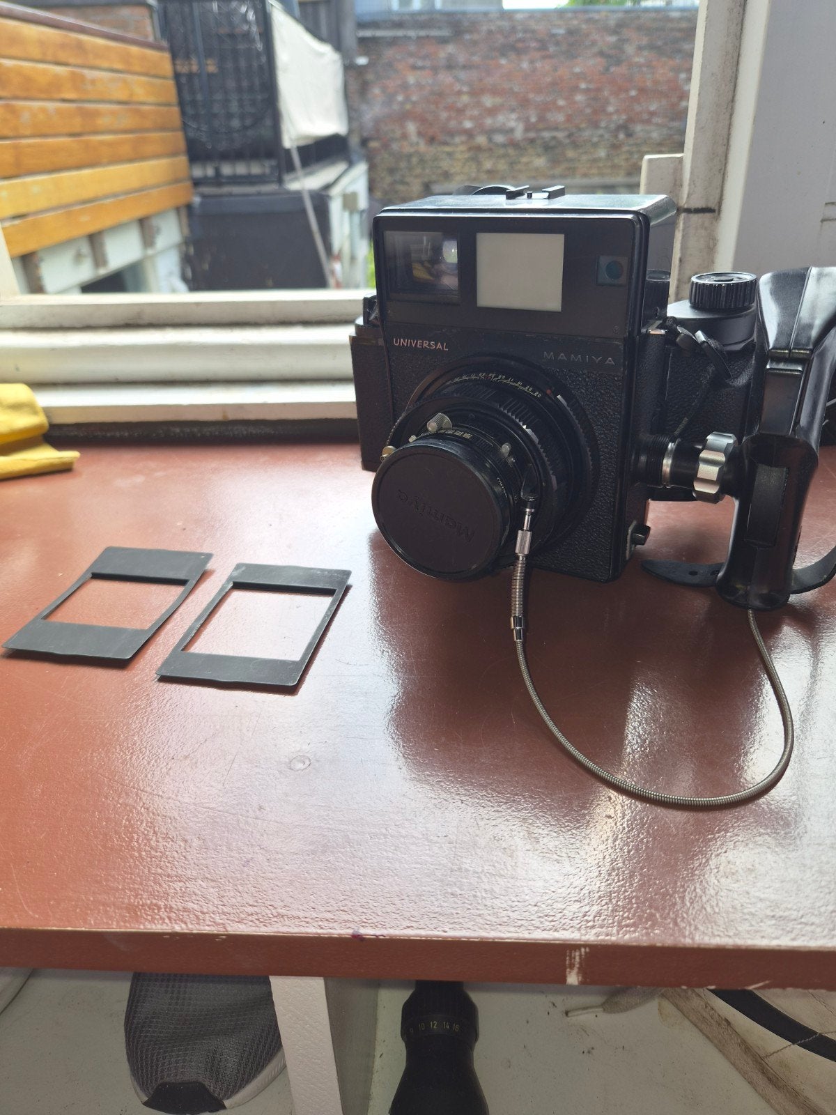 Mamiya Universal Press met Sekor 100mm f/3.5 en maskers, Ophalen of Verzenden