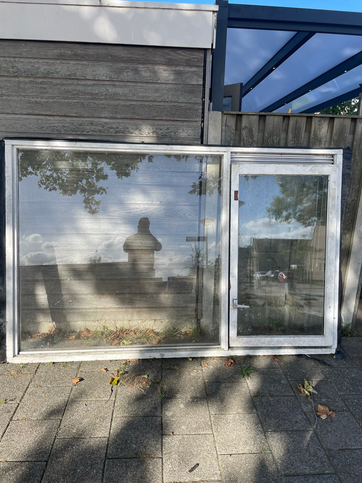 GRATIS Kozijn met ramen - Gebruikt (hardhout), Ophalen, Gevelraam of Ruit, Gebruikt, 160 cm of meer
