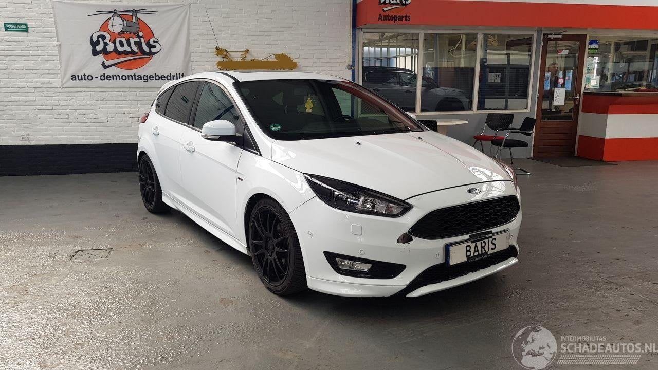 Ford Focus 1.5 ECOBOOST 16V AUT BENZ 1.498CC 134KW 182PK, Automaat, 1498 cc, Wit, Henry-Ford-Straße  1 ,50735, Köln, Deutschland