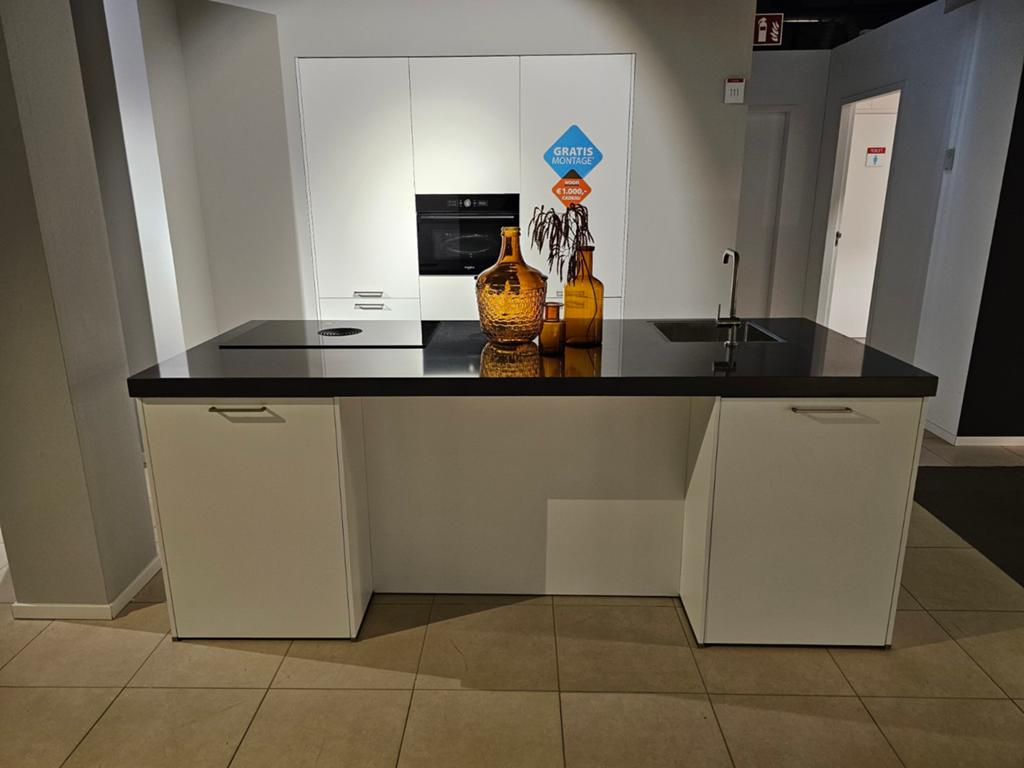 Te Koop: Luxe Steinhaus Showroomkeuken Stuntprijs!, Huis en Inrichting, Ophalen, Nieuw
