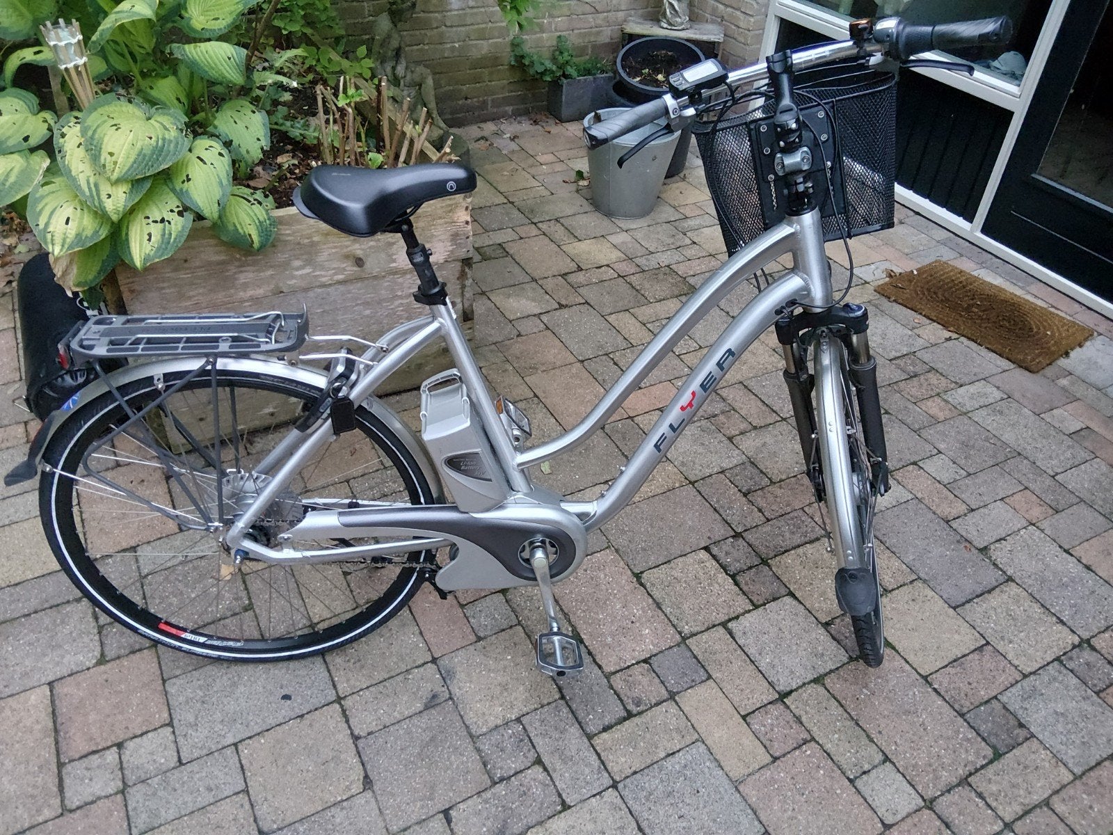Flyer elektrische fiets - Goed onderhouden, Gebruikt, 51 tot 55 cm, 30 tot 50 km per accu, Ophalen