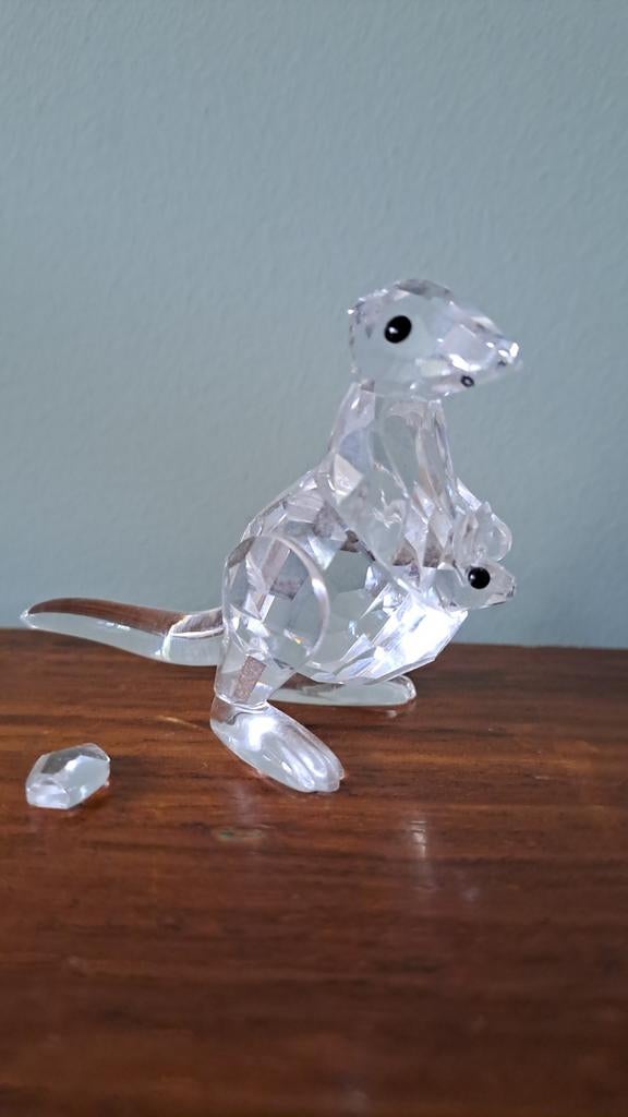 Swarovski Kangoeroe met jong - beschadigde oren, Antiek en Kunst, Ophalen of Verzenden