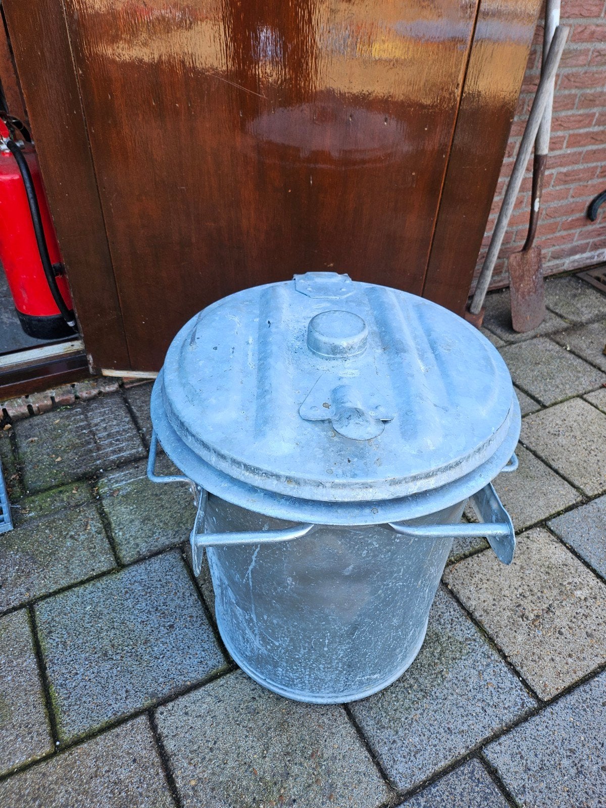 Vuilnisemmer groot, Ophalen