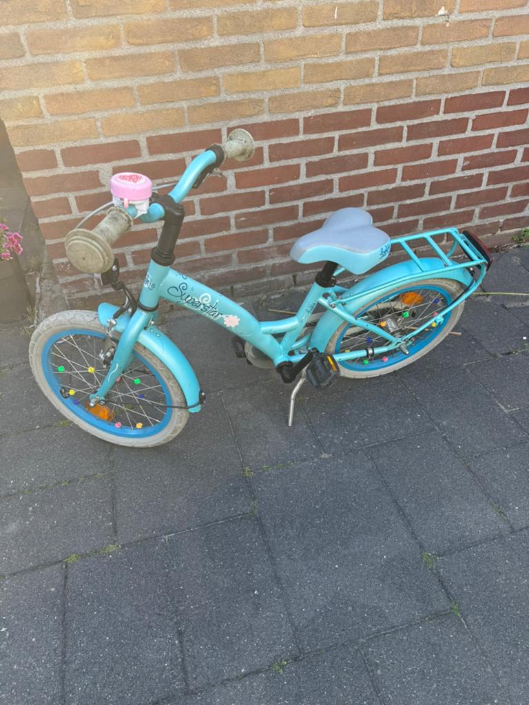 16 inch meisjesfiets loekie superstar, Fietsen en Brommers, Ophalen, Gebruikt, 16 tot 20 inch