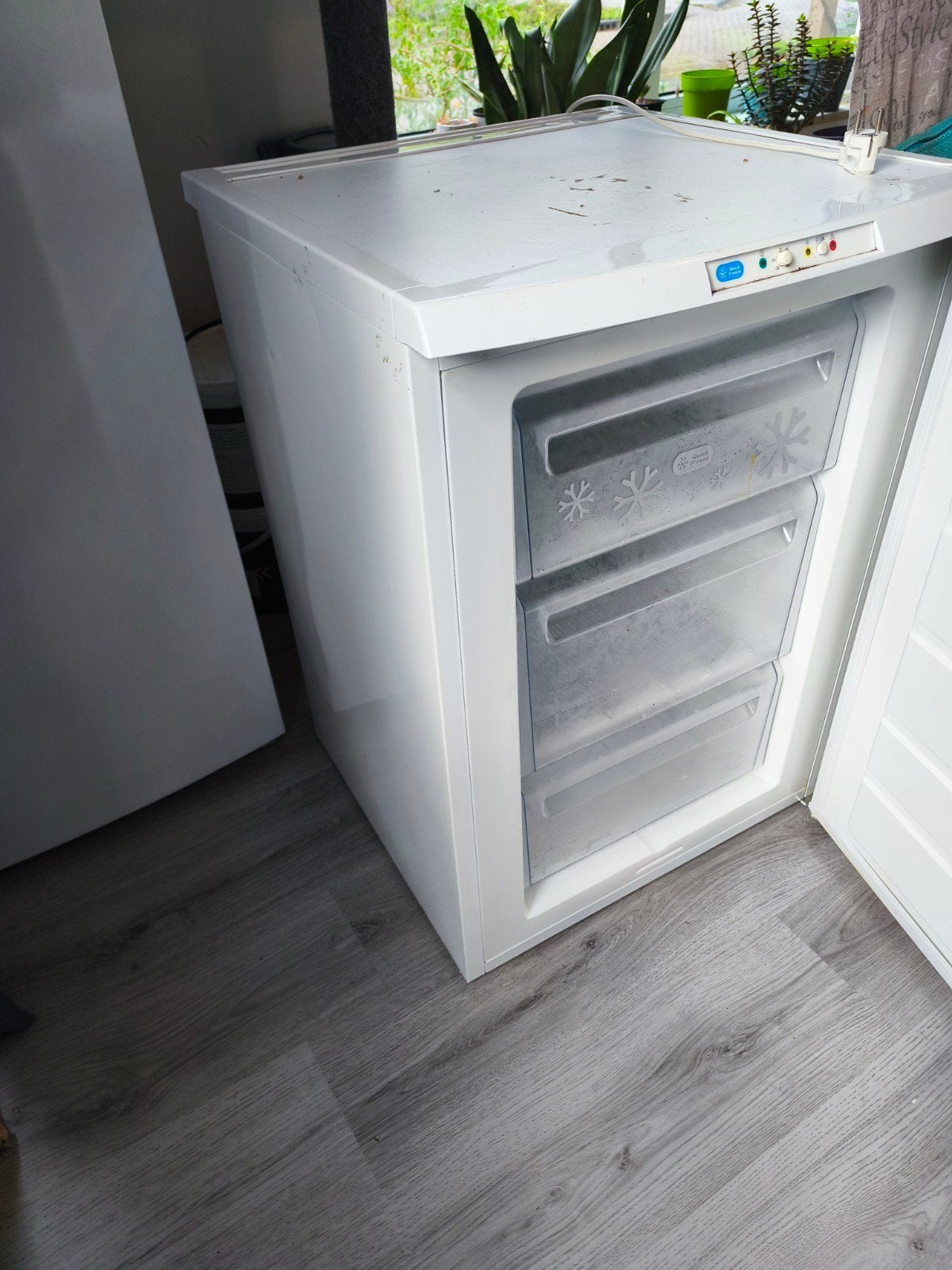 GRATIS VRIEZER -  Ophalen, Ophalen, Gebruikt, Minder dan 60 cm