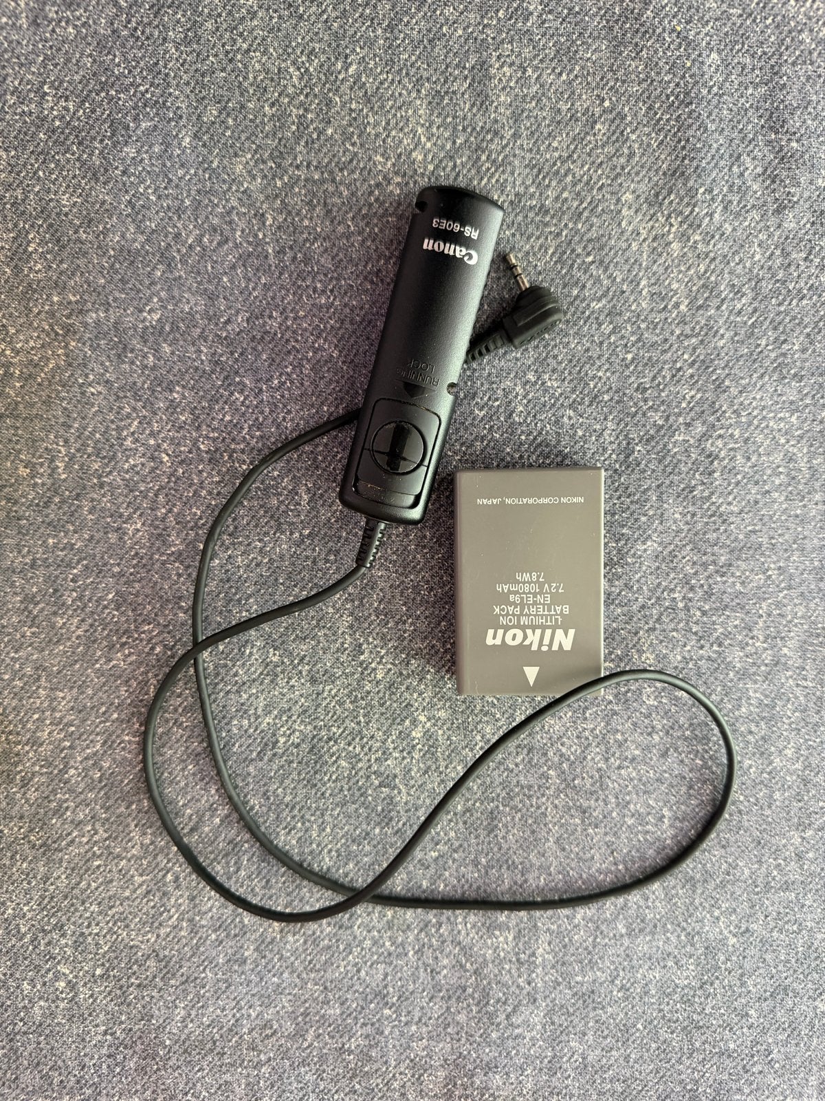 Nikon EN-EL9a Batterij en Canon RS-60E3 Afstandsbediening, Ophalen, Gebruikt, Nikon, Accu