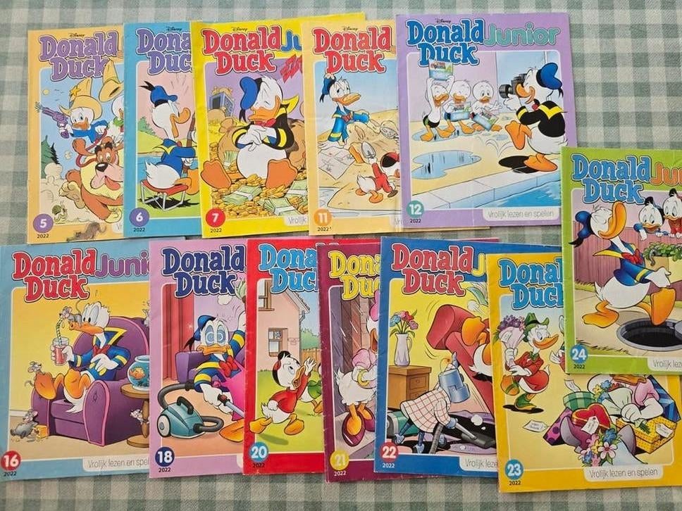 Donald Duck Junior & Donald Duck  2022, Meerdere stripboeken, Ophalen of Verzenden, Gelezen, Walt Disney