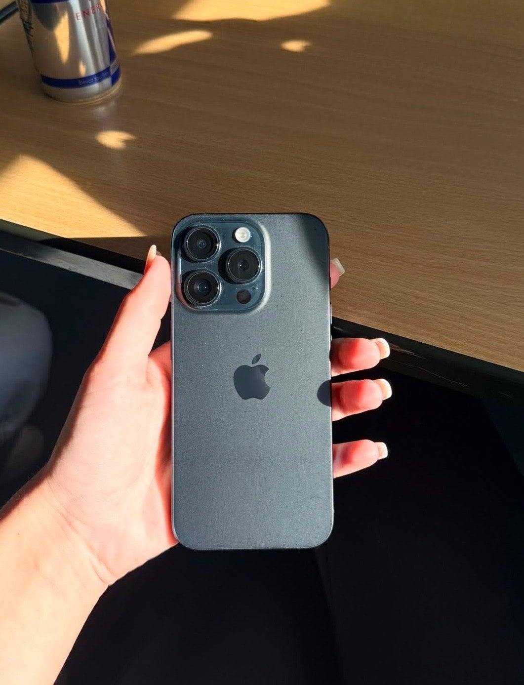 Iphone 15 pro, Blauw, Ophalen of Verzenden, 81 %, Zonder simlock
