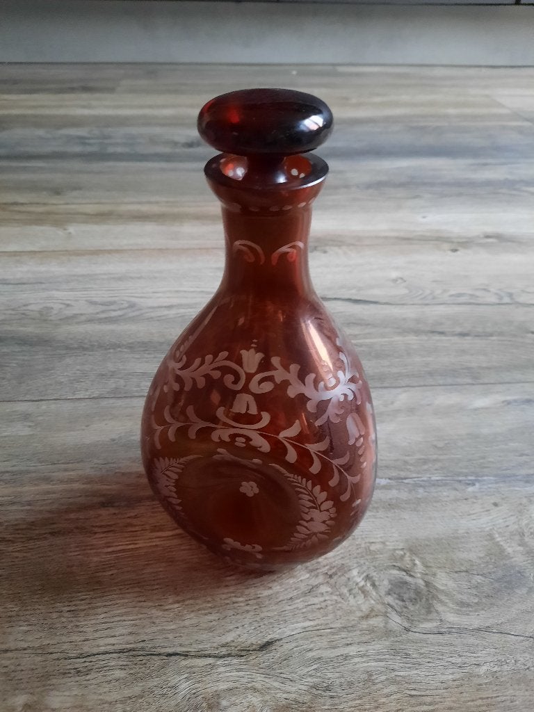 Robijnrode karaf, geslepen boheems kristal., Antiek en Kunst, Antiek | Glas en Kristal, Ophalen