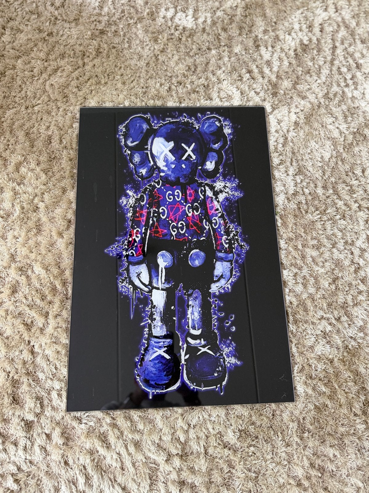 3 moderne schilderijen: KAWS-stijl kunstwerken, Antiek en Kunst, Kunst | Schilderijen | Modern, Figuren, Glas, Print, Ophalen