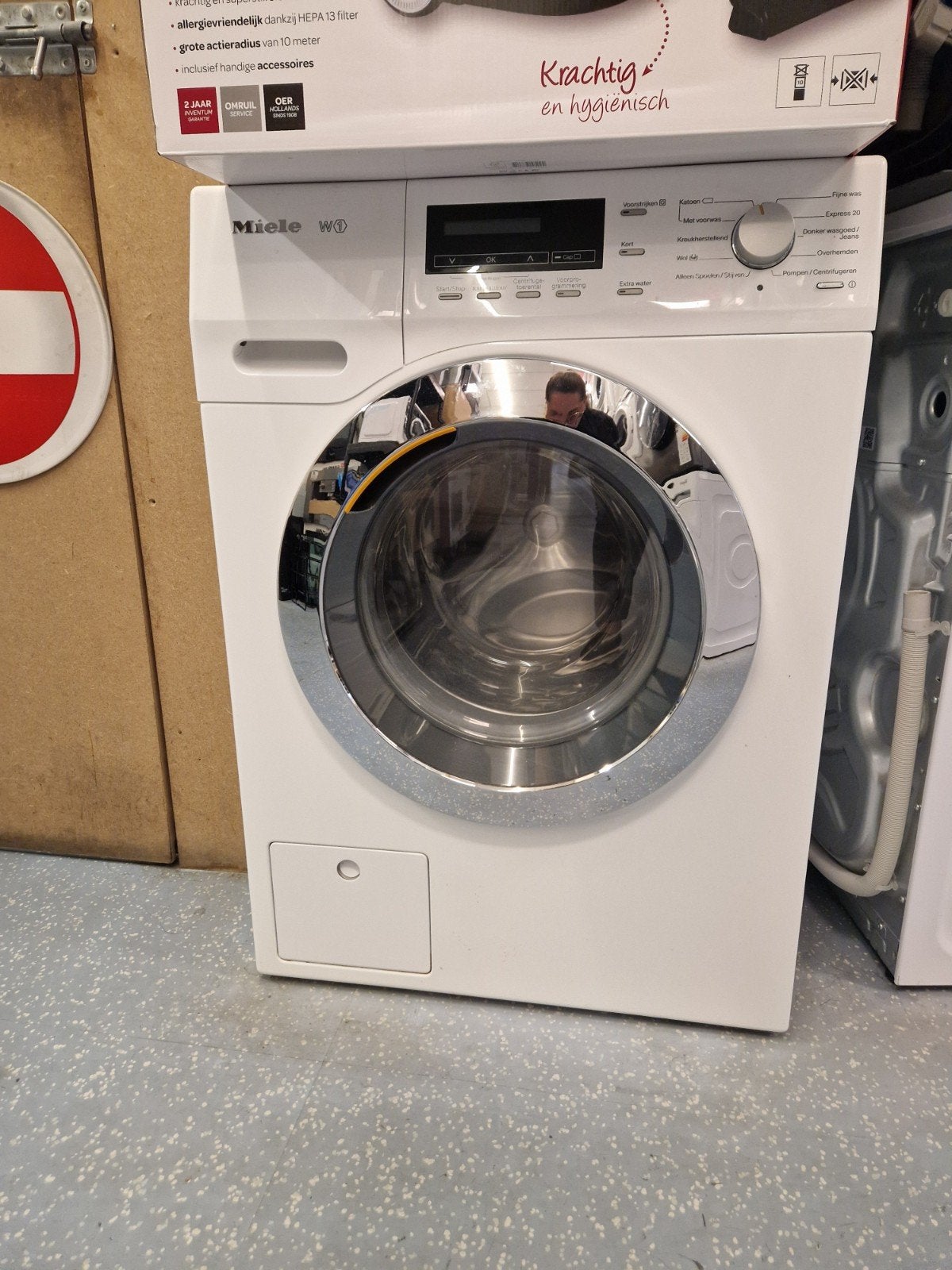 Miele Wasmachine 8 kg - Zo goed als nieuw, 8 tot 10 kg, Ophalen, Zo goed als nieuw, Voorlader