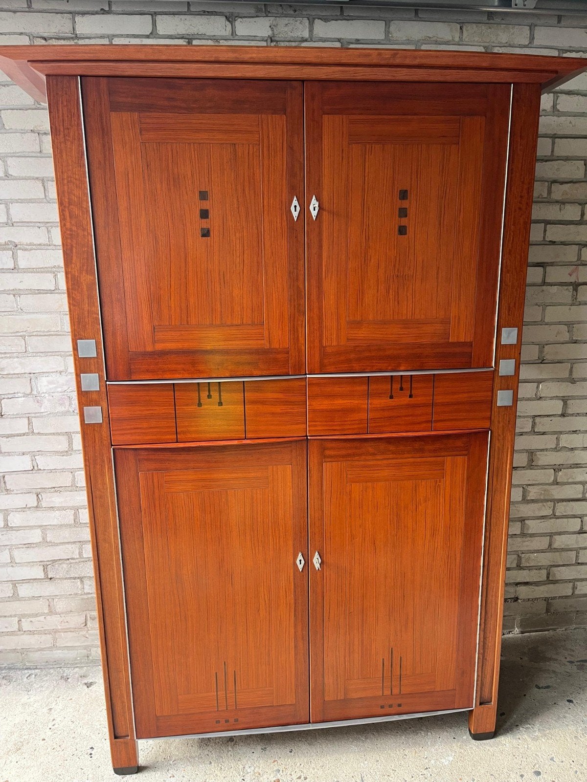 Schuitema kast - Teakhout met metalen details, Gebruikt, Modern klassiek, 150 tot 200 cm, 25 tot 50 cm