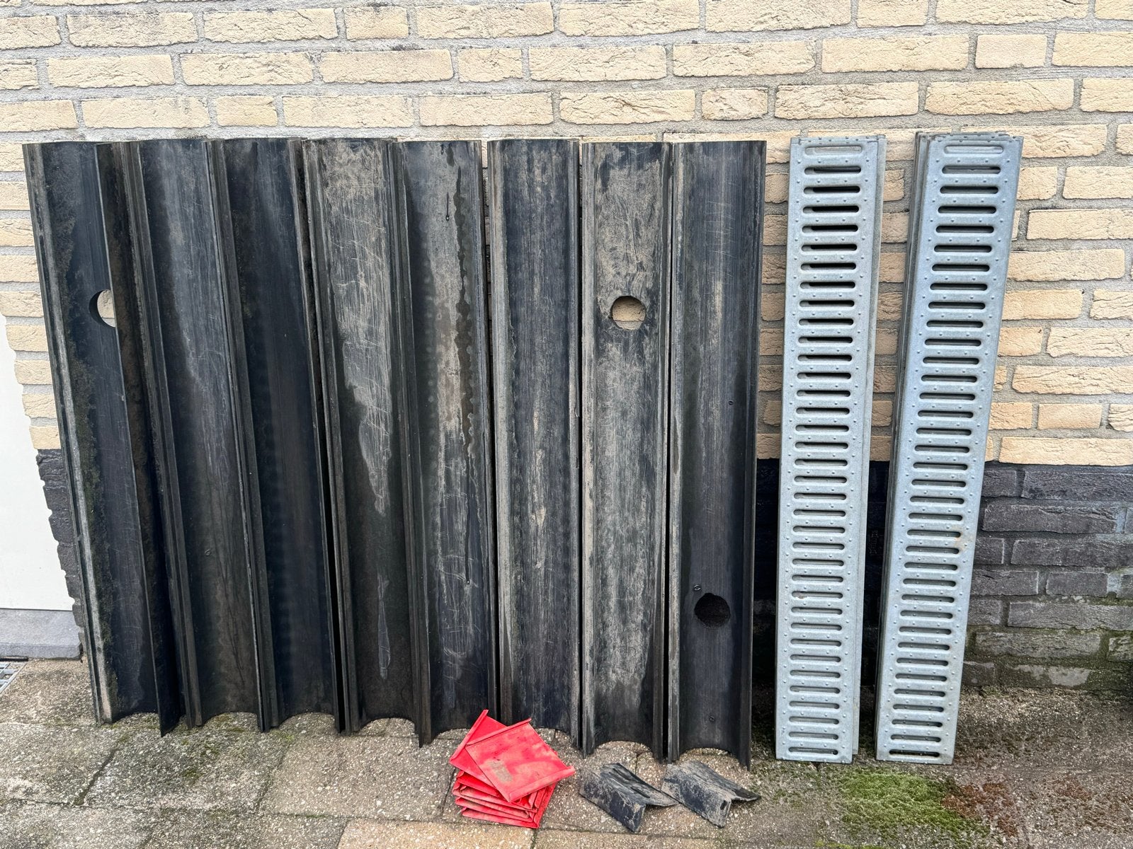 8m ACO Afvoergoot / Lijngoot + Verzinkt Rooster & Kappen, Ophalen, Gebruikt