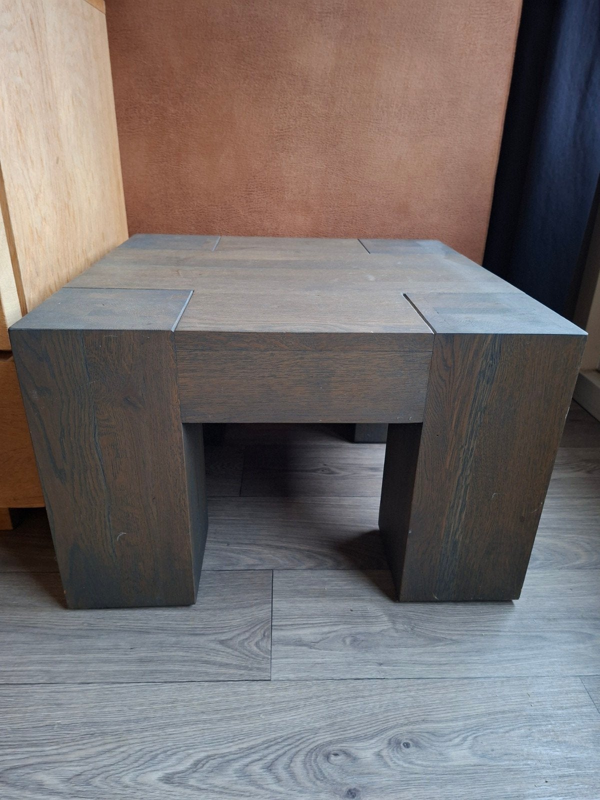 Salontafel donker bruin hout, Ophalen