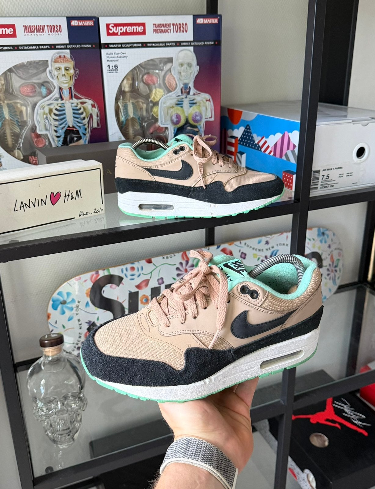 Nike Air Max 1 Desert Black Green Glow, Zwart, Ophalen of Verzenden, Sneakers of Gympen, Zo goed als nieuw