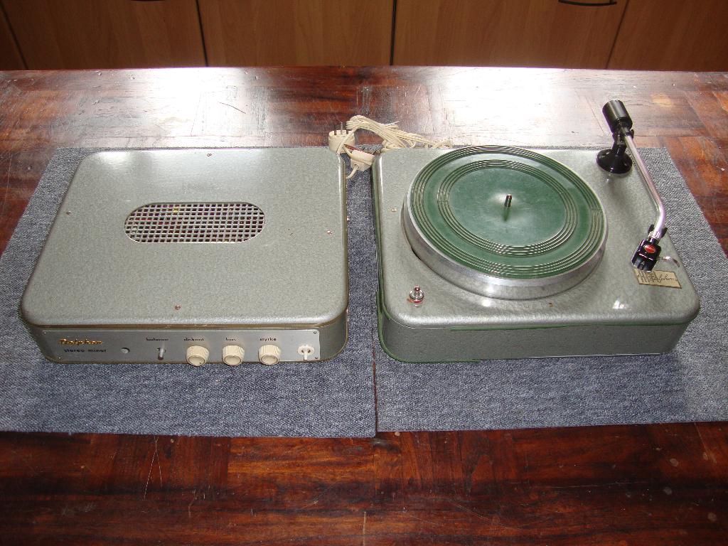 Delphon versterker platenspeler vintage Hifi, Audio, Tv en Foto, Platenspelers, Ophalen, Overige merken