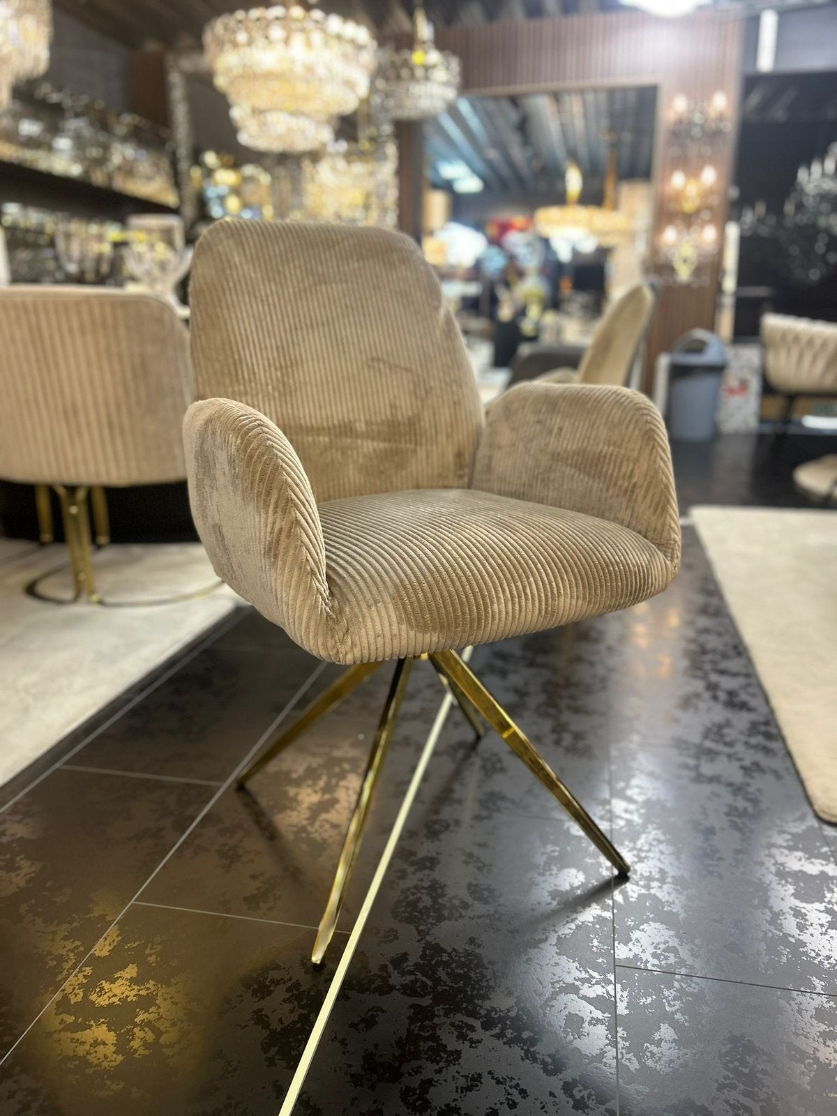 Eetkamerstoel taupe NEW stoelen stoel eric kuster draaibaar, Huis en Inrichting, Metaal, Overige kleuren, Nieuw, Eén