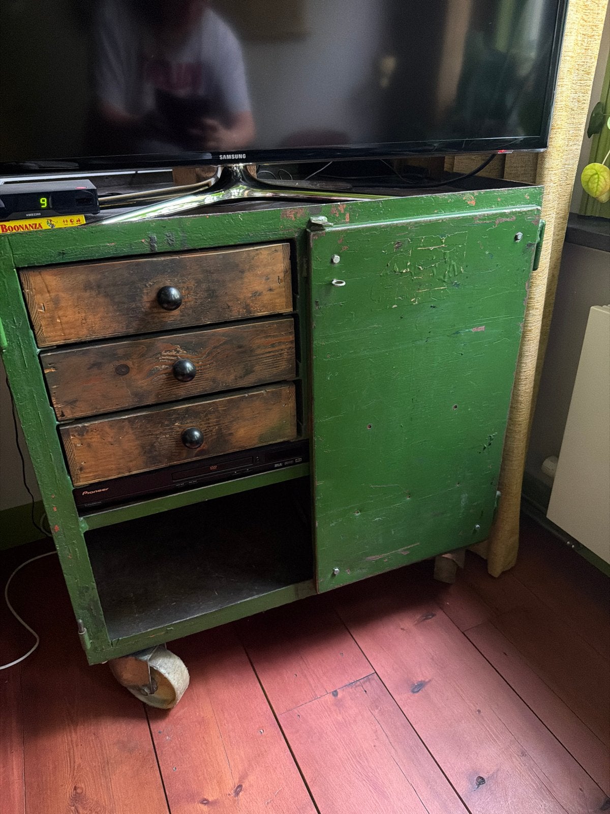 Vintage Groene ijzeren Werkbank Kast op Wielen, Ophalen, Gebruikt