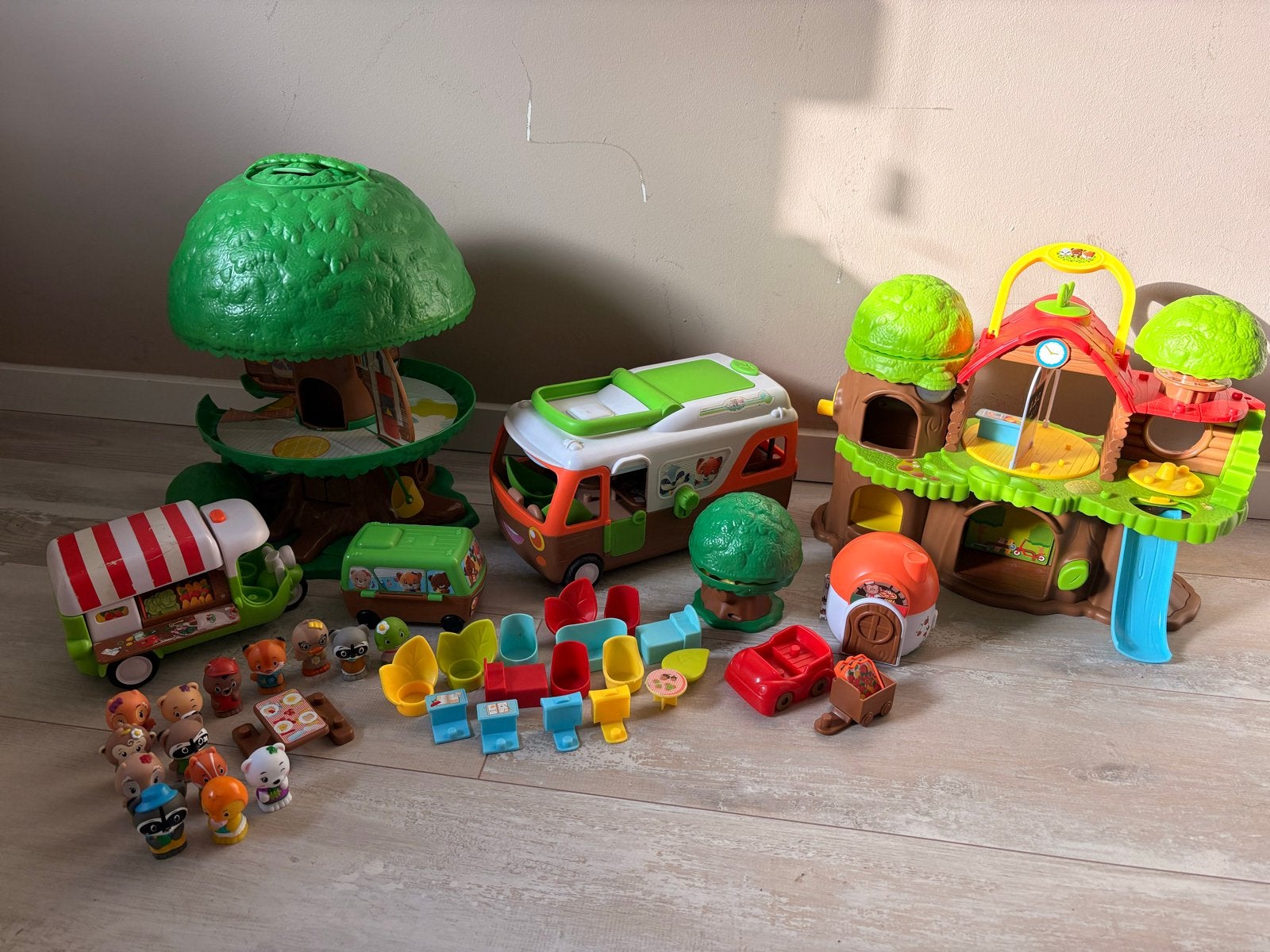 Grote Klorofil Speelset met Boomhutten en Voertuigen, Ophalen, Gebruikt, Jongen of Meisje