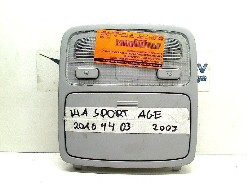 Binnenverlichting VOOR Kia Sportage (JE) (2004-09/2010-08), Info@kia.de, Kia Deutschland GmbH, Gebruikt, Theodor-Heuss-Allee 11, Frankfurt am Main 60486, , Duitsland