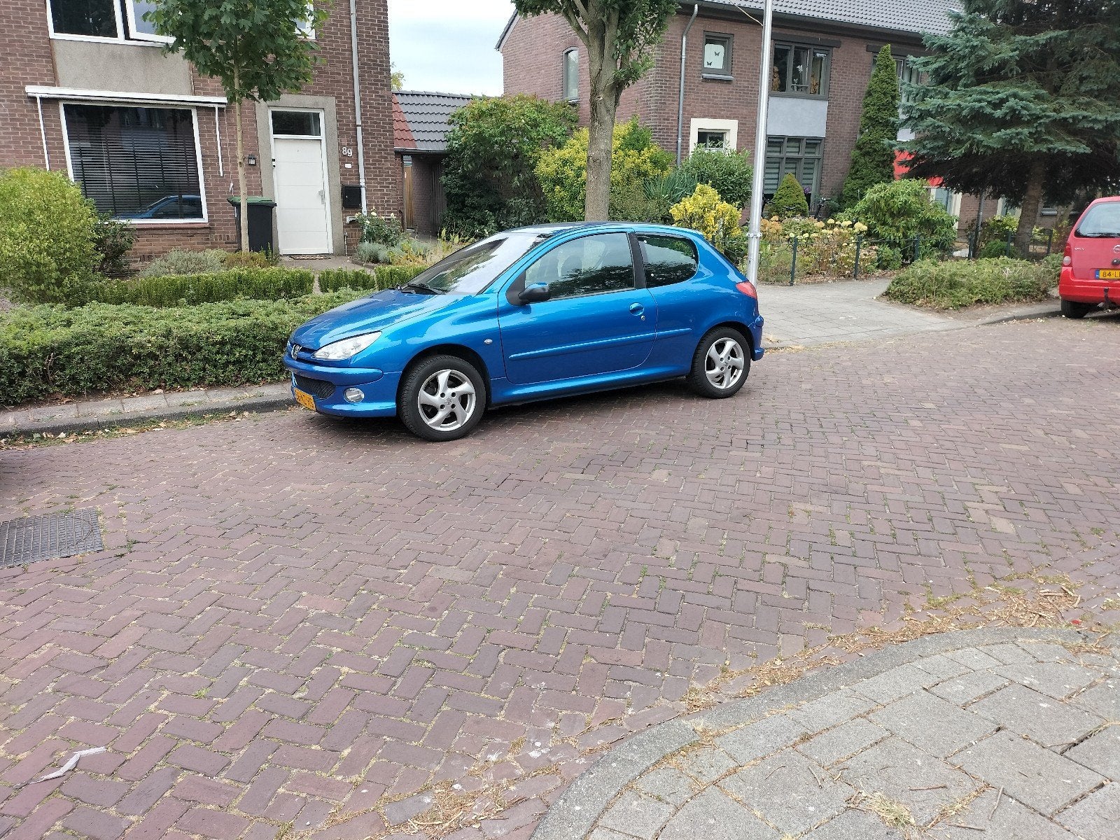Peugeot 206 1.6 16V Gentry 3D 2004 Blauw, Voorwielaandrijving, 15 km/l, 40 €/maand, Blauw